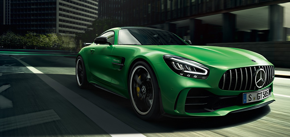 Mercedes-AMG GT R.-Interactive Owner's Manual.